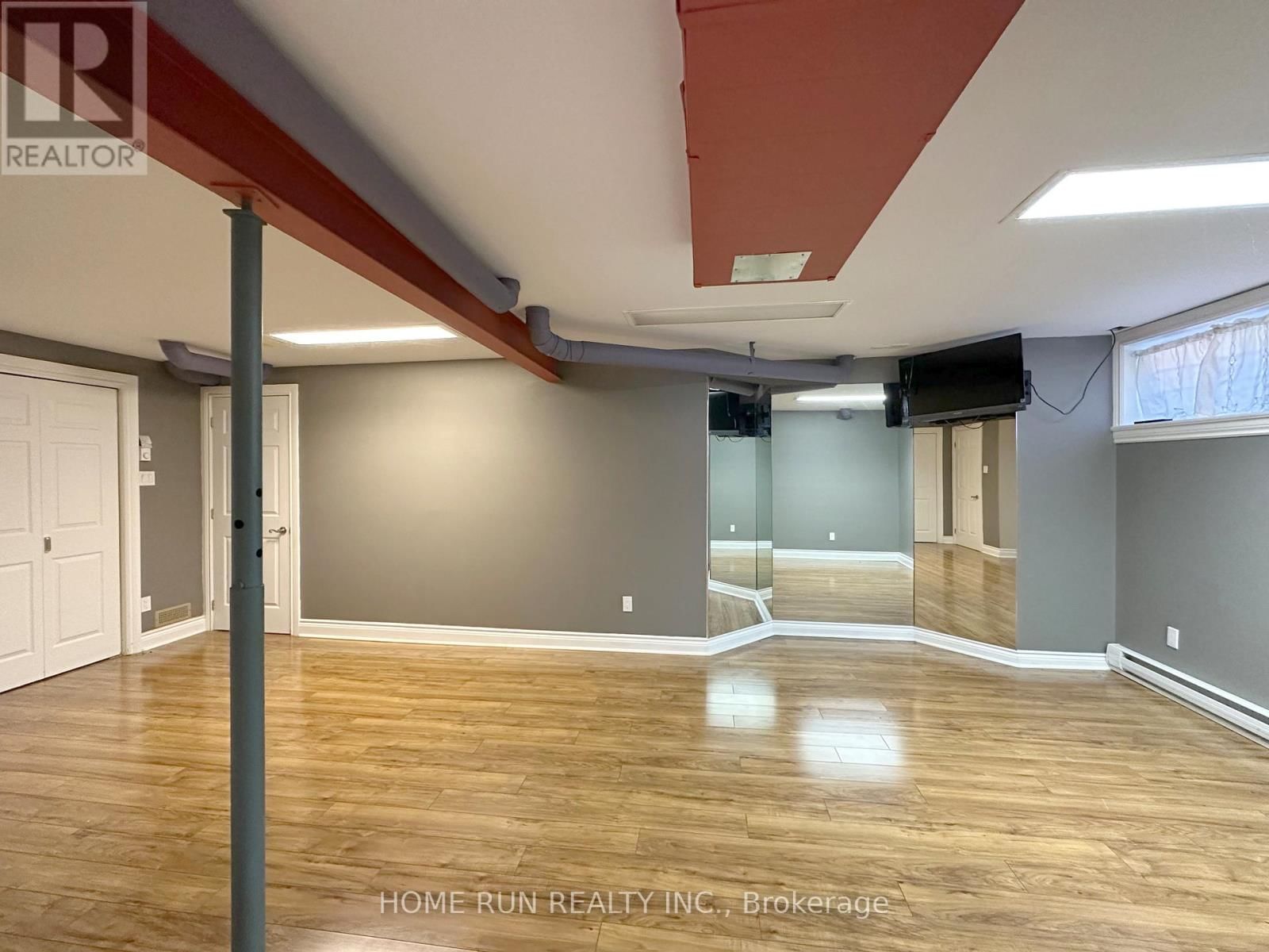 35 BLUE HERON COURT Image 42