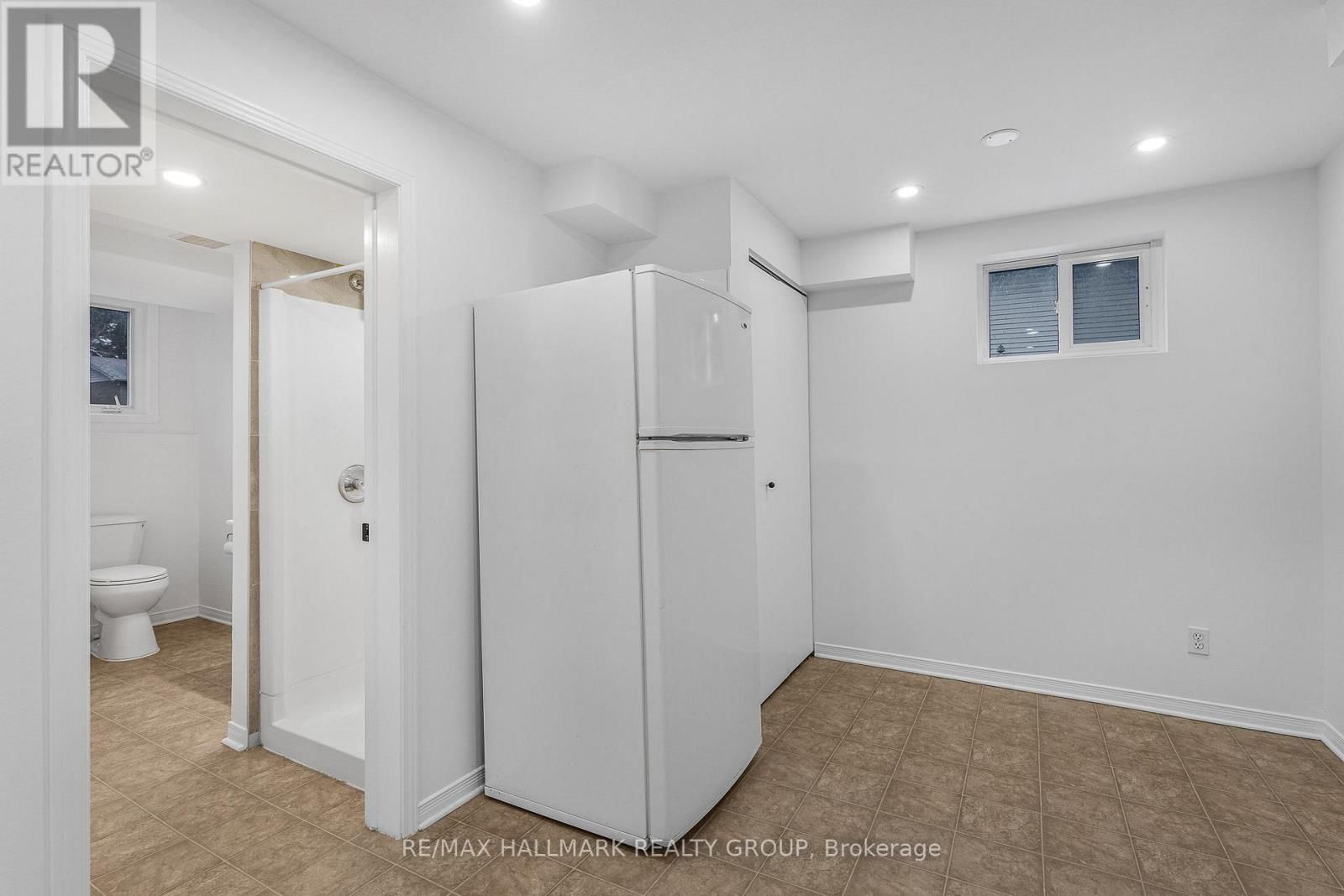 436 YVES STREET Image 26