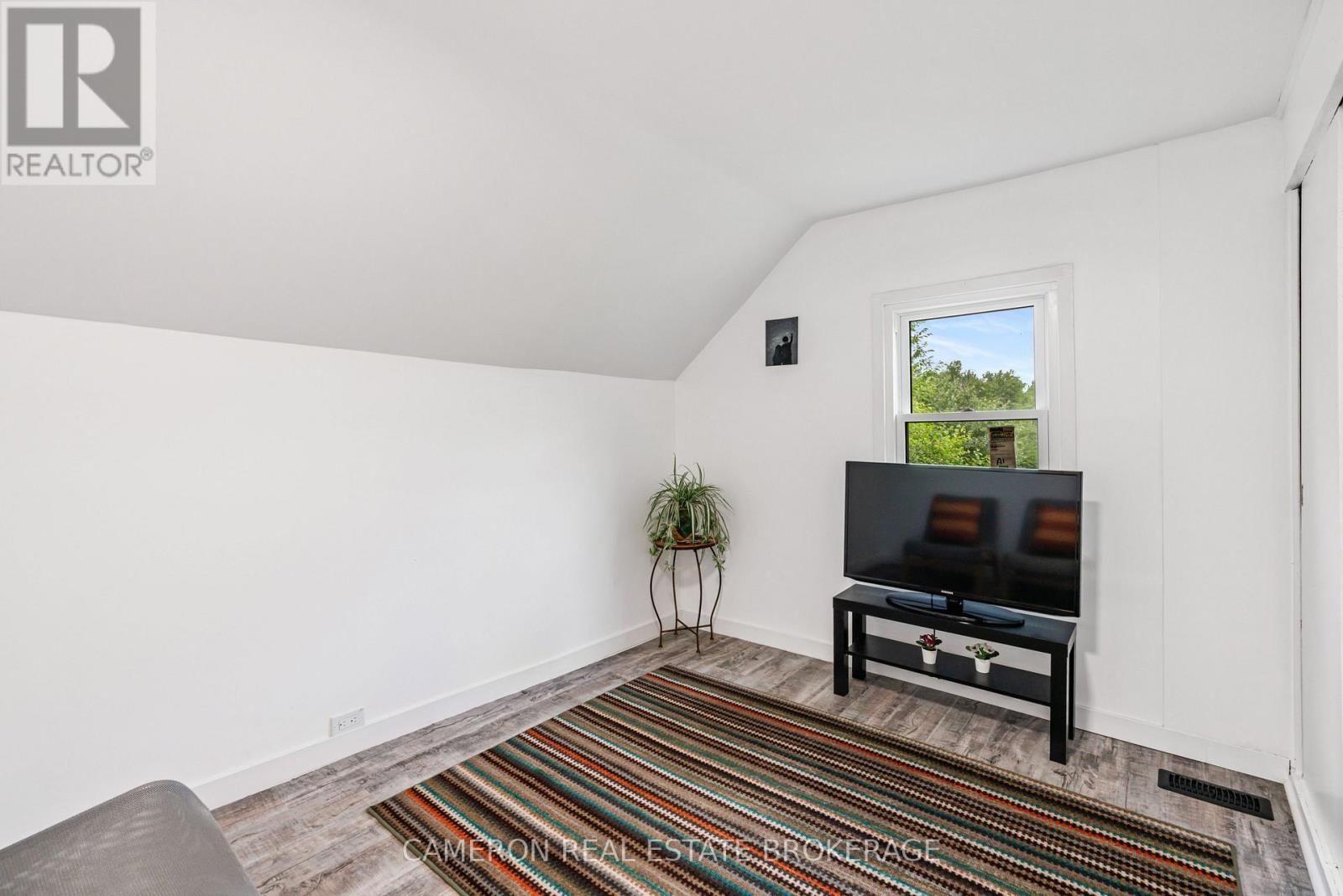 4141 HELMER ROAD Image 23