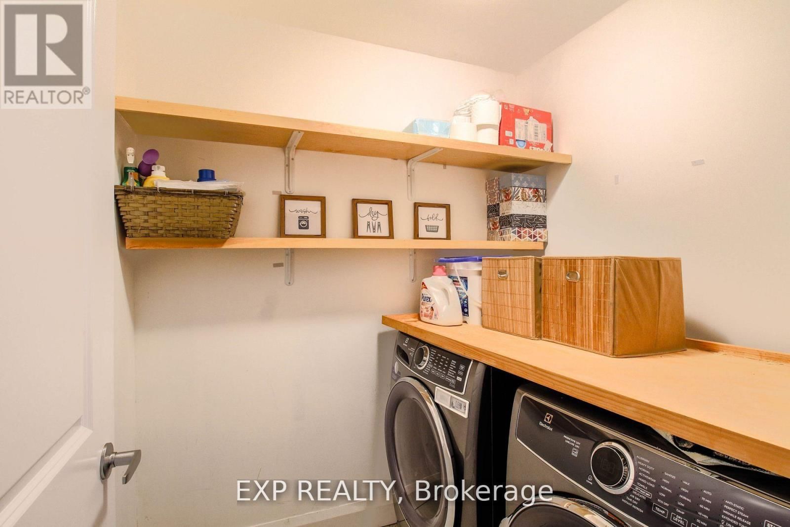 758 CAPPAMORE DRIVE Image 15