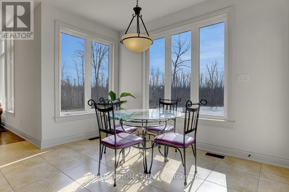 8660 FLEWELLYN ROAD Image 16