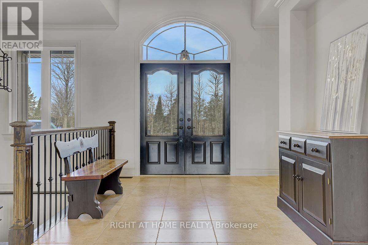 8660 FLEWELLYN ROAD Image 3