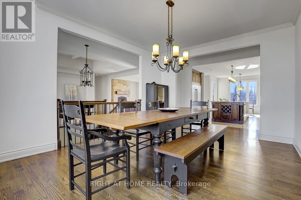 8660 FLEWELLYN ROAD Image 9