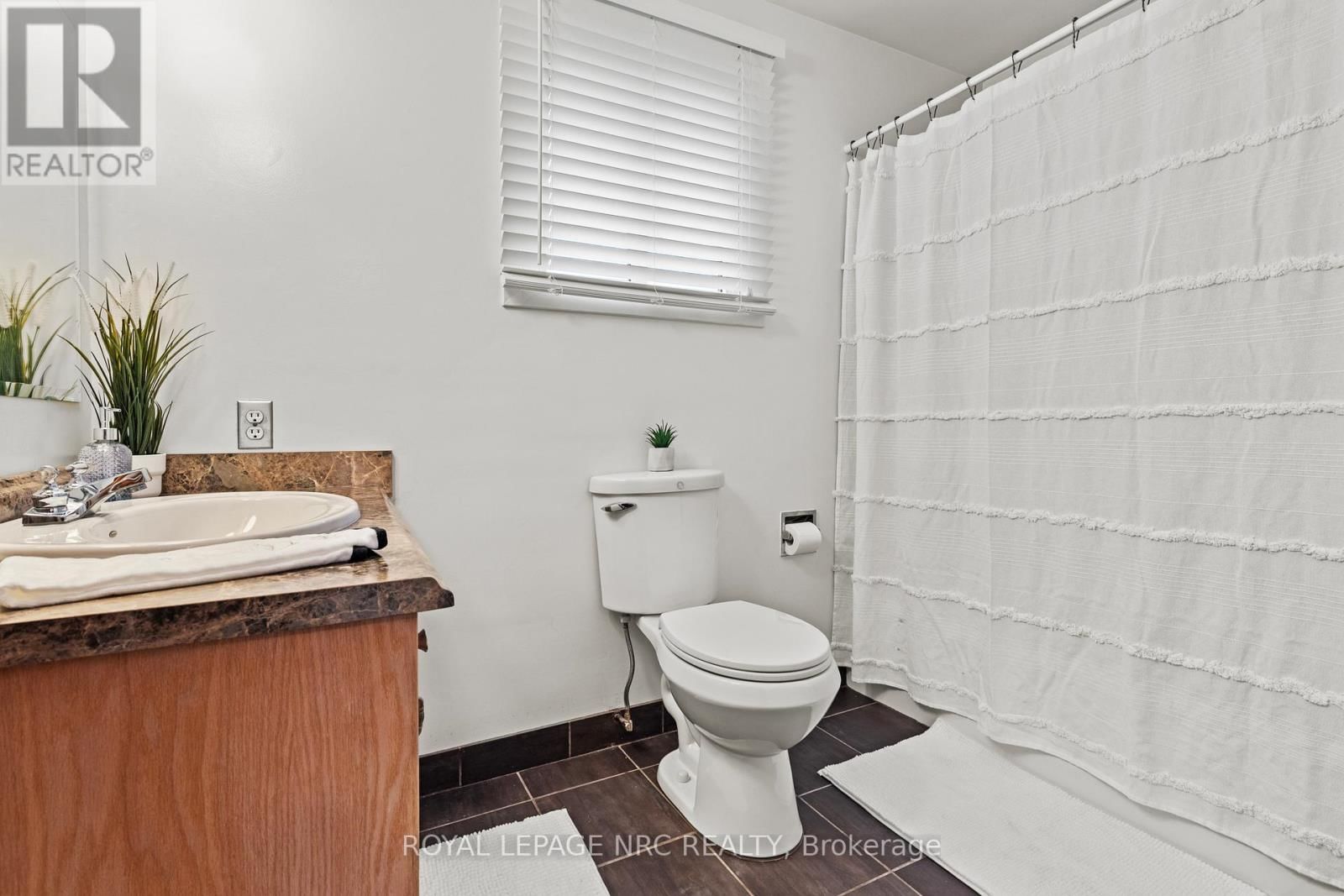 6722 MARGARET STREET Image 11