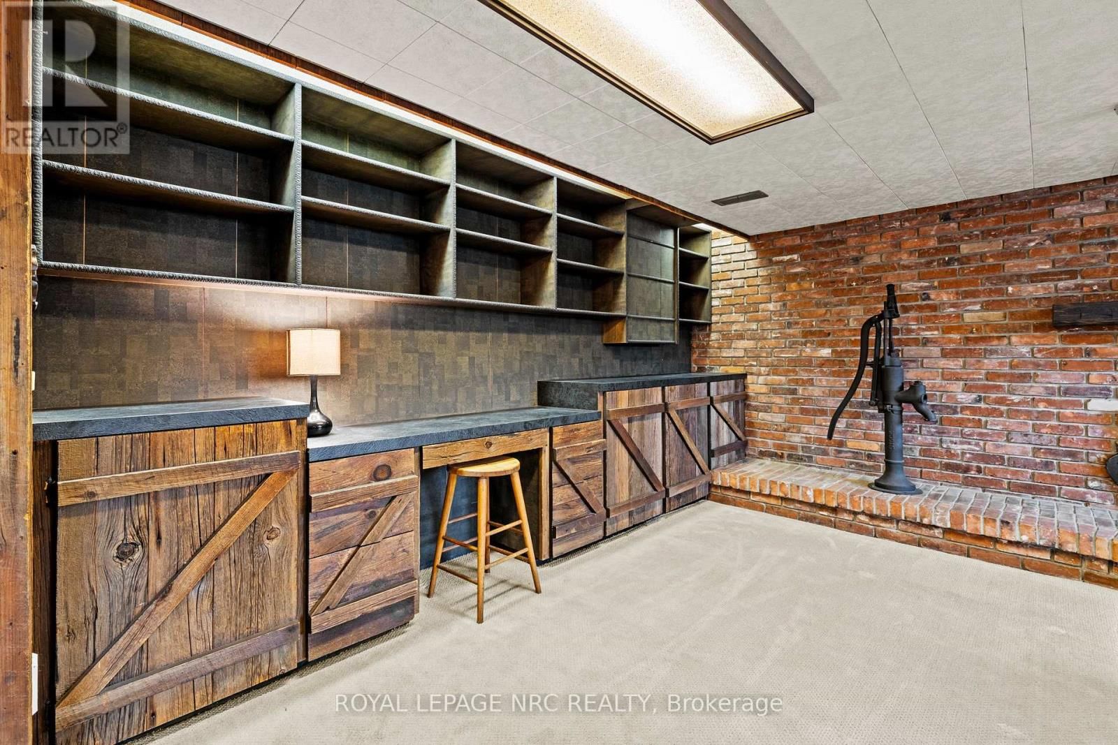 6722 MARGARET STREET Image 16