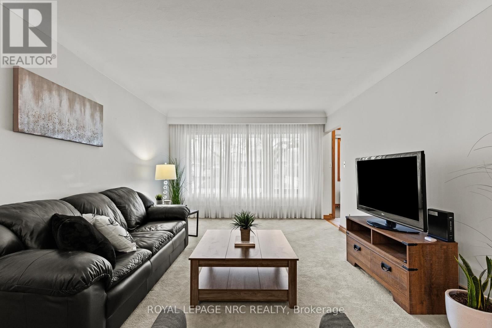 6722 MARGARET STREET Image 5