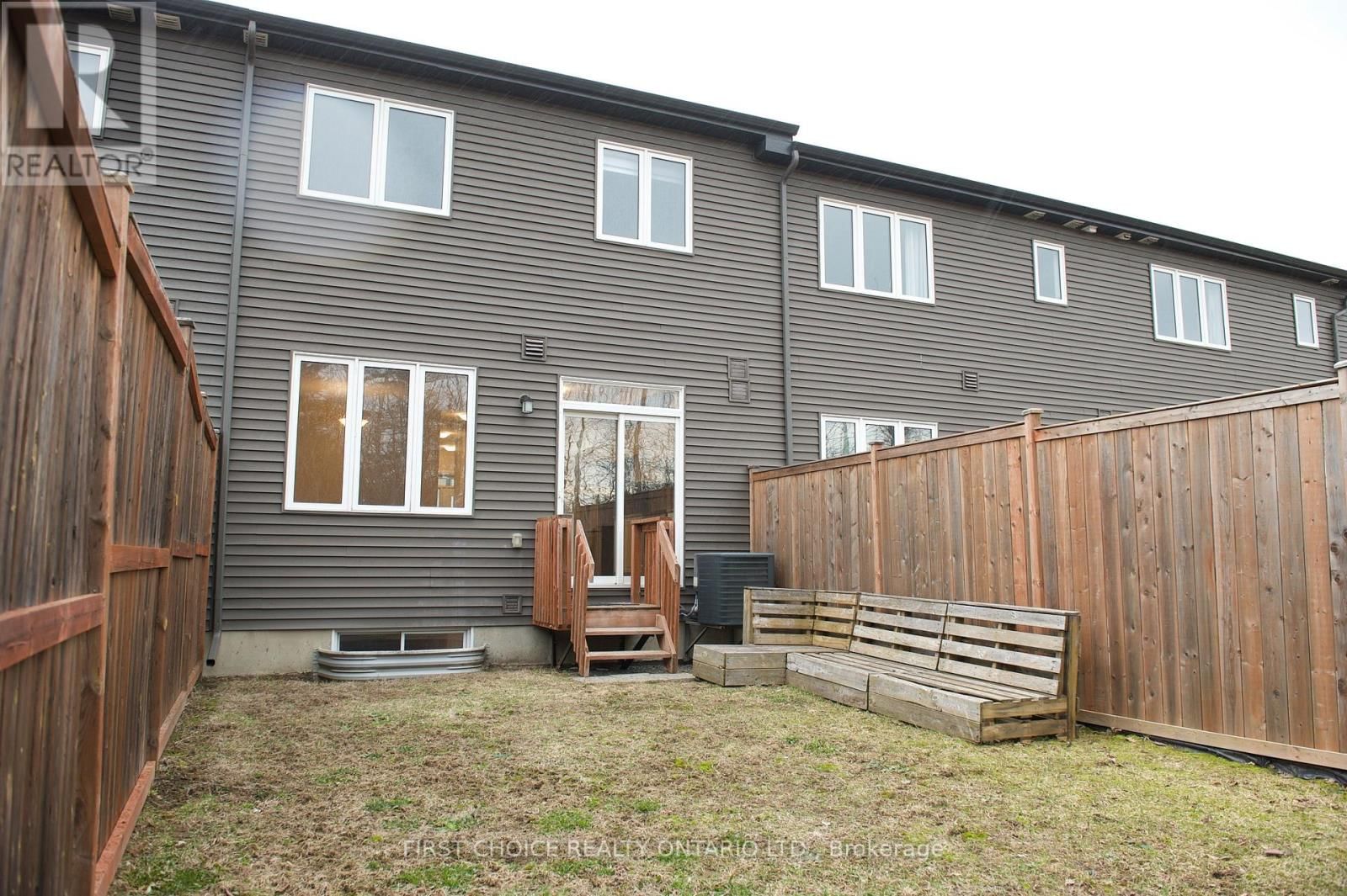 222 GEYSER PLACE Image 36