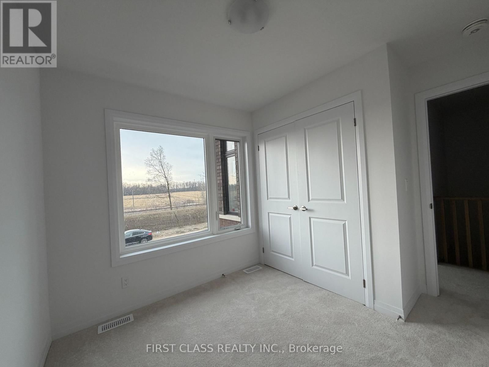 113 MANUEL STREET Image 13