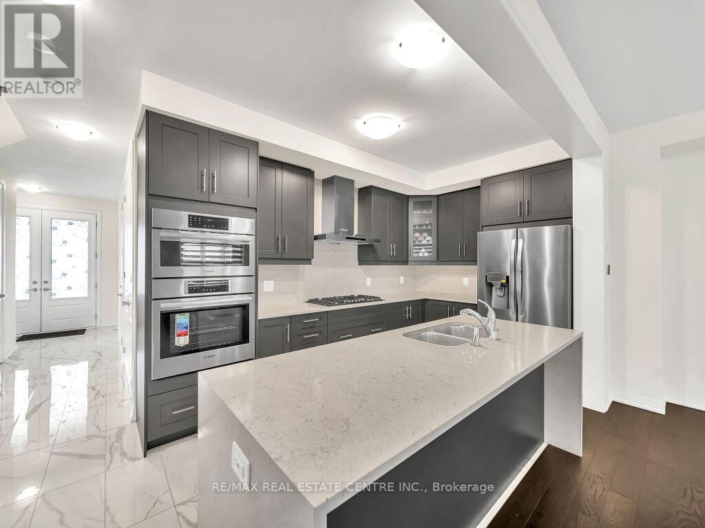 312 BISMARK DRIVE Image 10