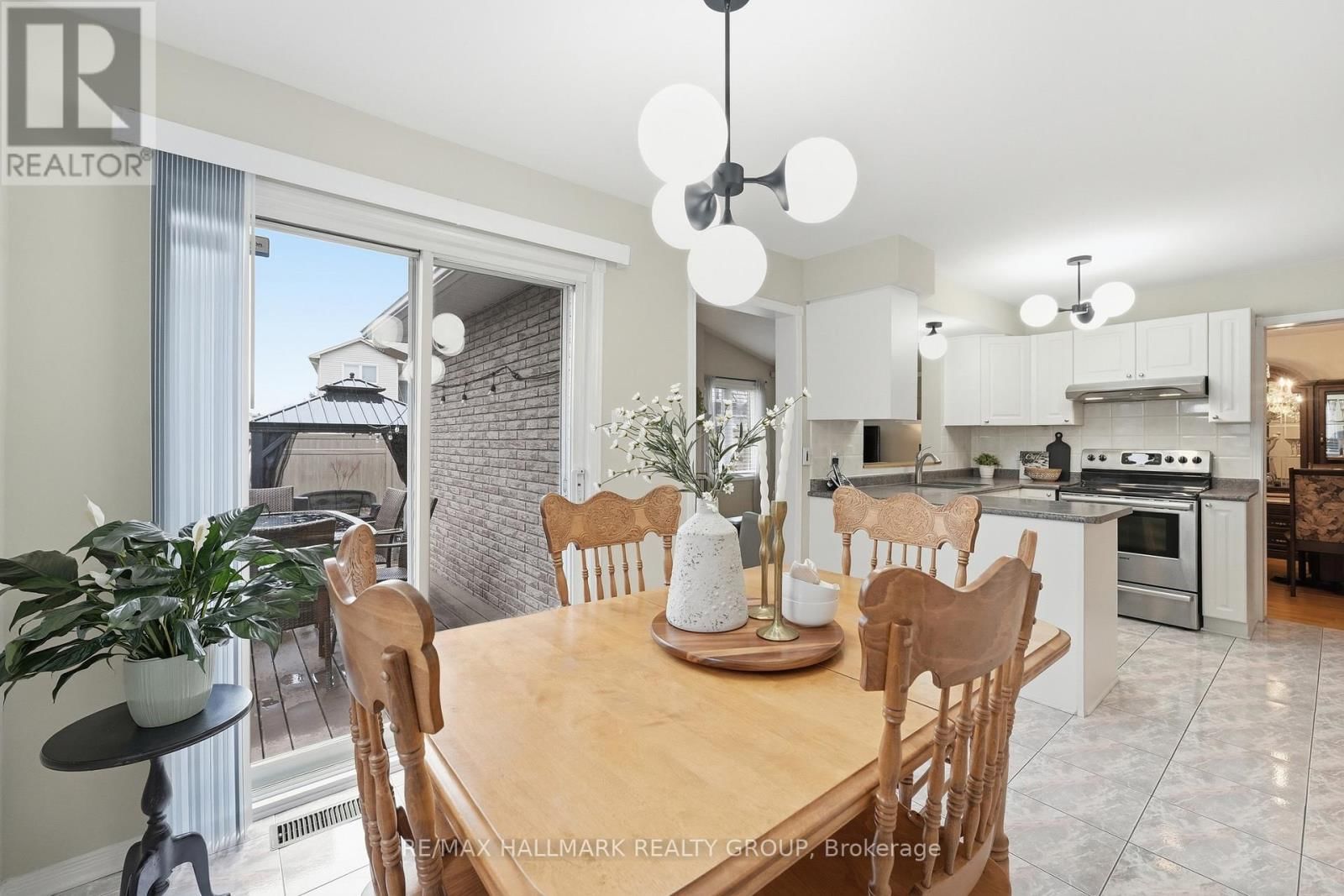 1144 AMBERCREST STREET Image 18