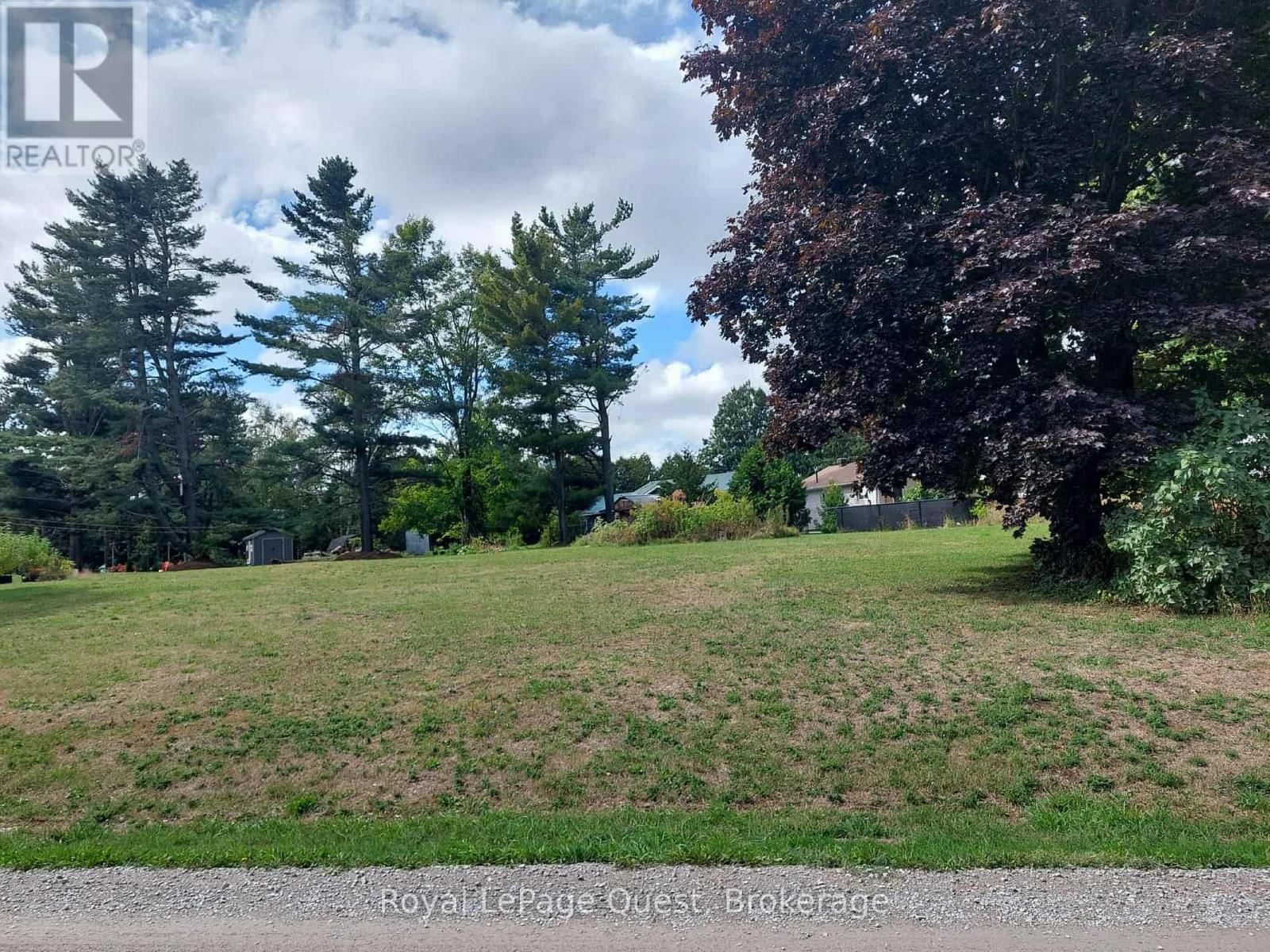 Lot 56 - 13 MINK ALLEY Image 1