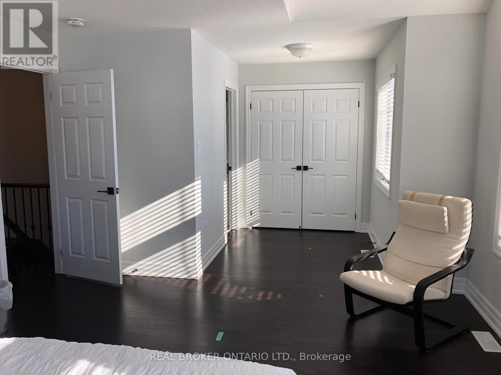 16 COUNTRY TRAIL Image 13