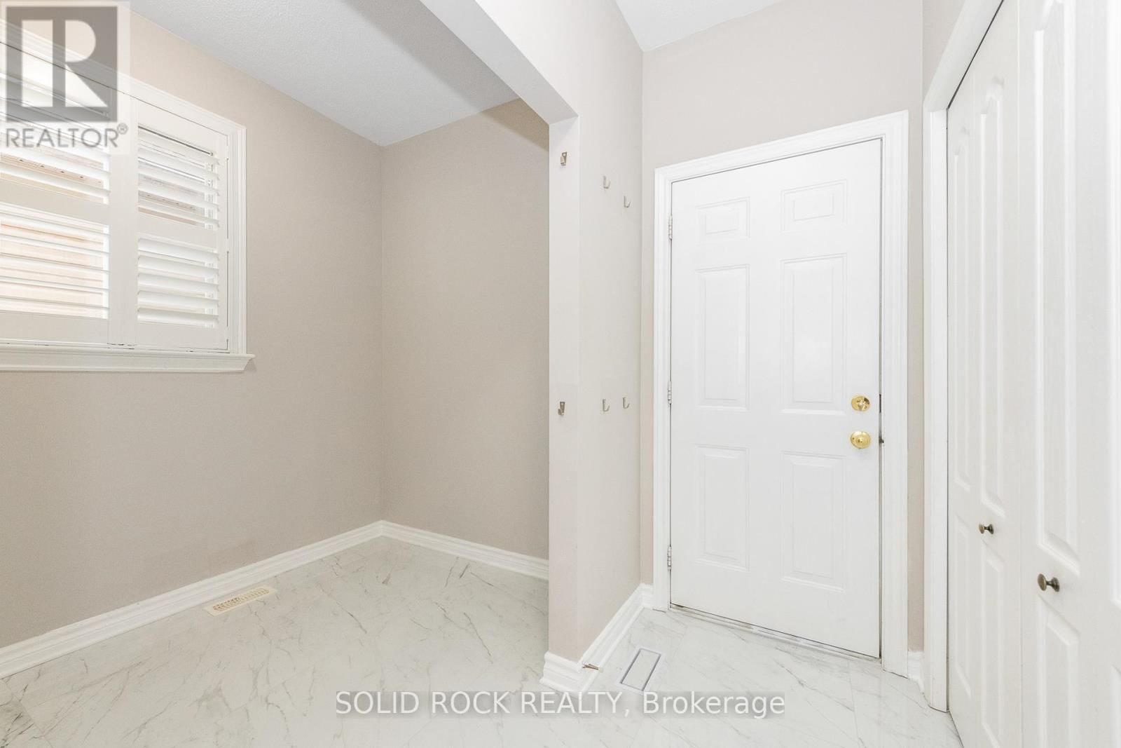 55 GLEESON WAY WEST Image 21