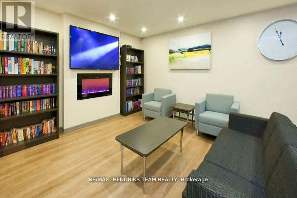 406 - 158 FITCH STREET Image 18