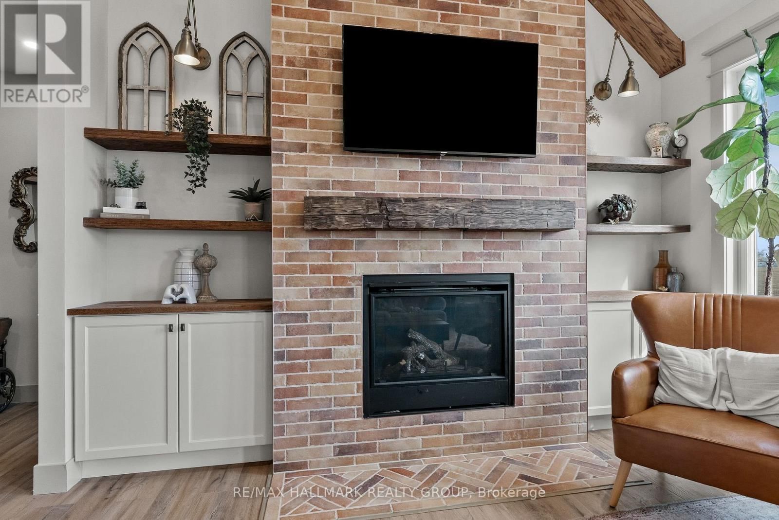 71 CAYER STREET Image 8