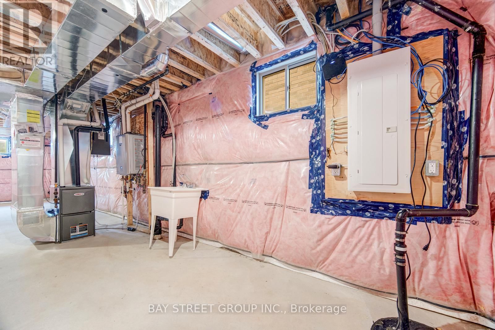 149 WILMOT ROAD Image 36