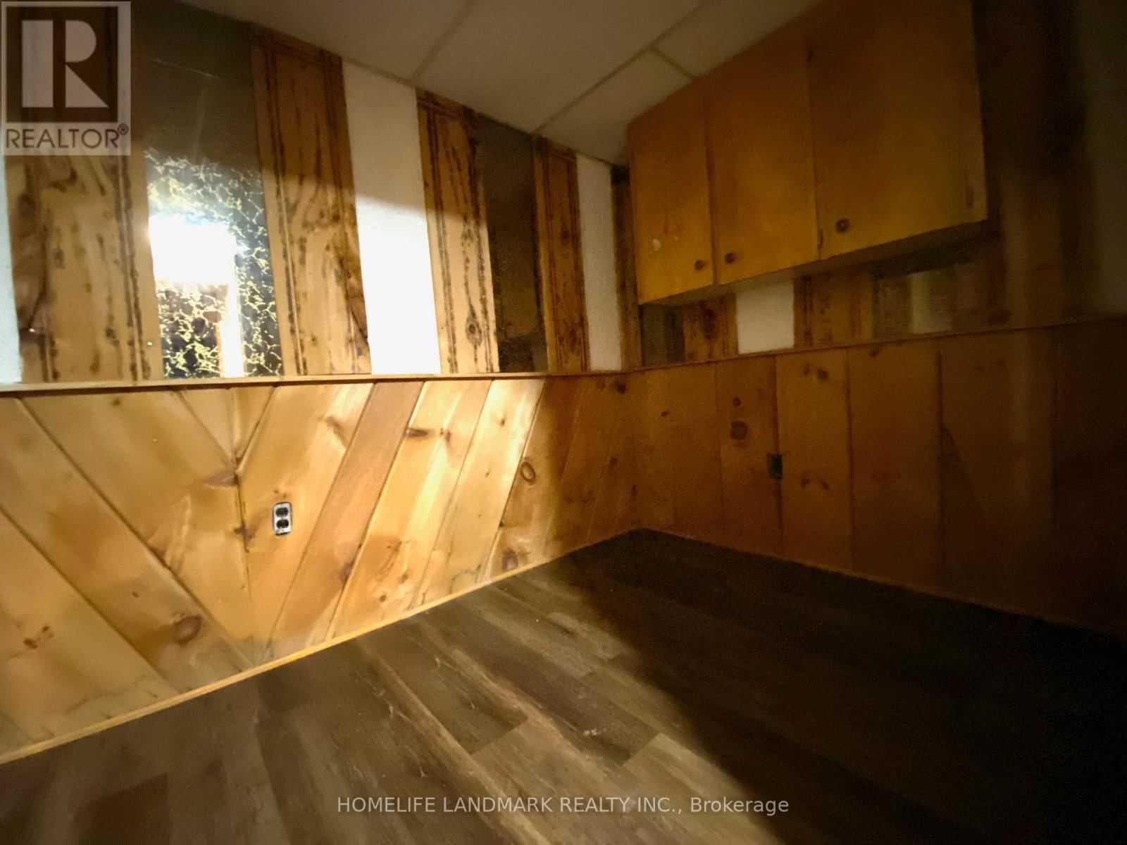 6986 CENTENNIAL STREET Image 27