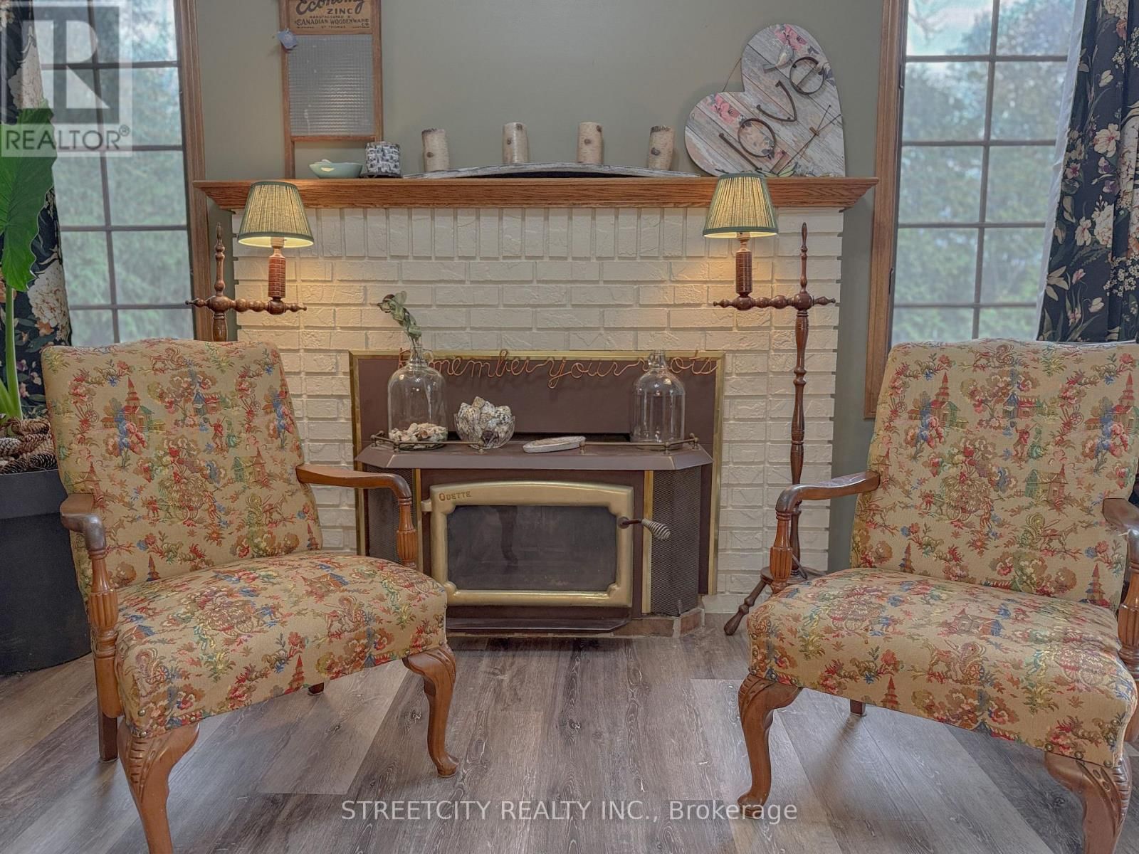 518 CAMDEN STREET Image 7