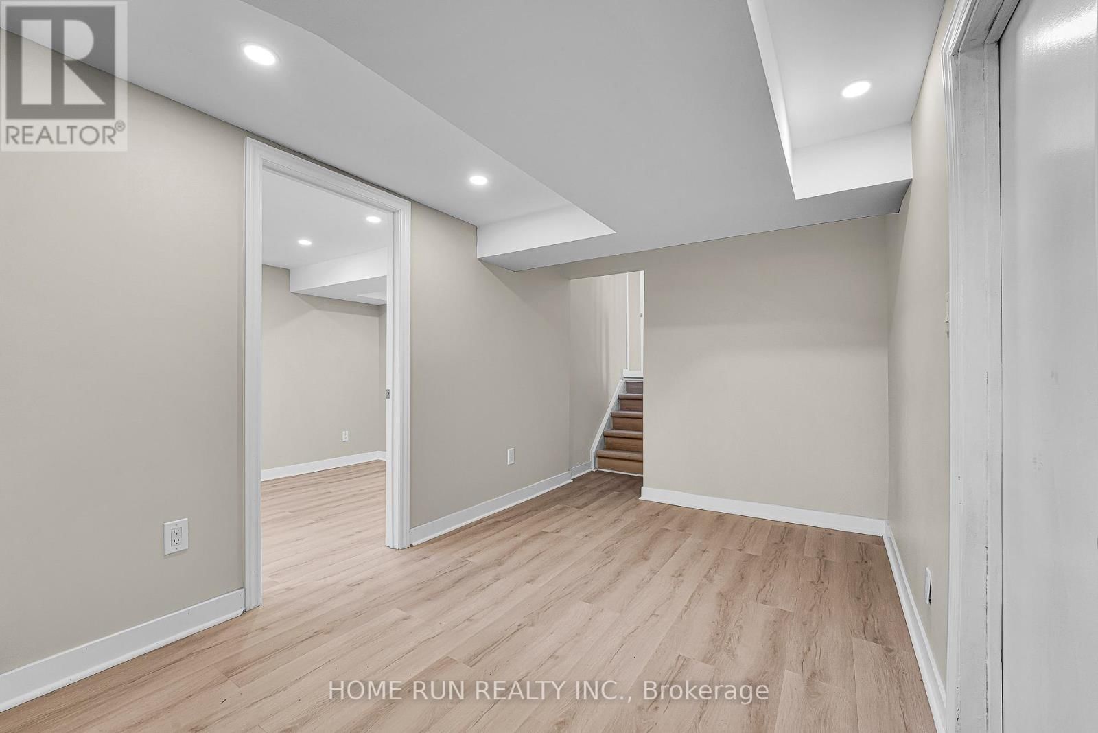 1259 MEADOWLANDS DRIVE EAST Image 36