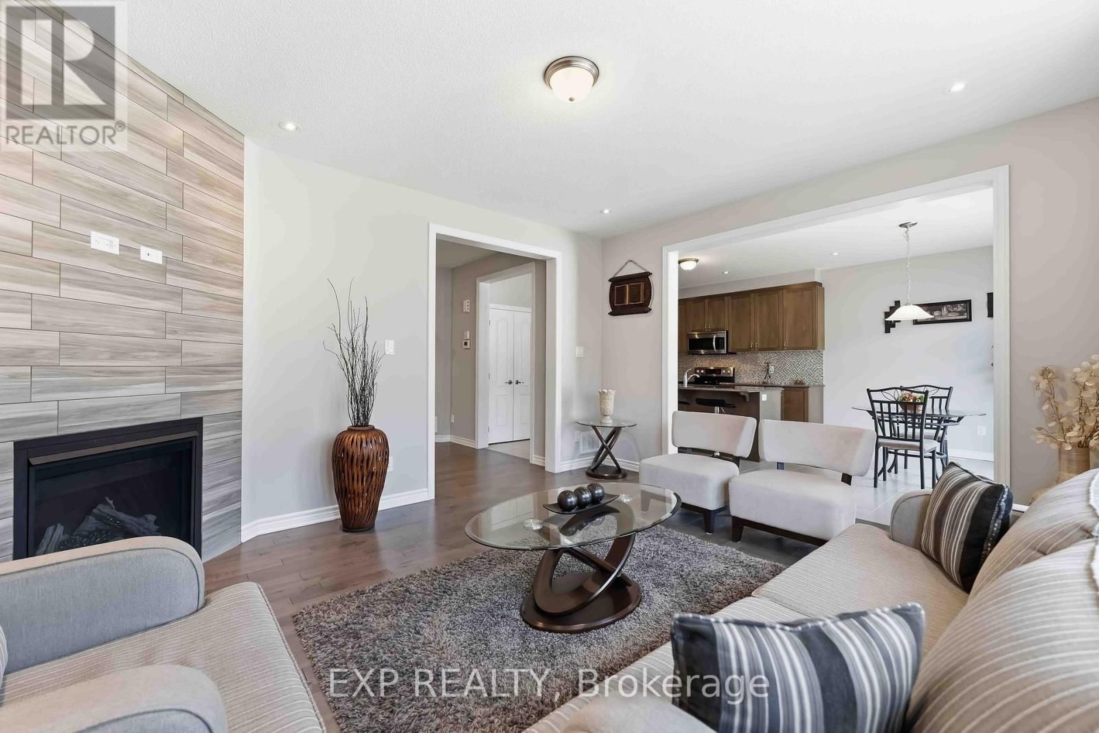 220 WILLOWDUSK STREET Image 14