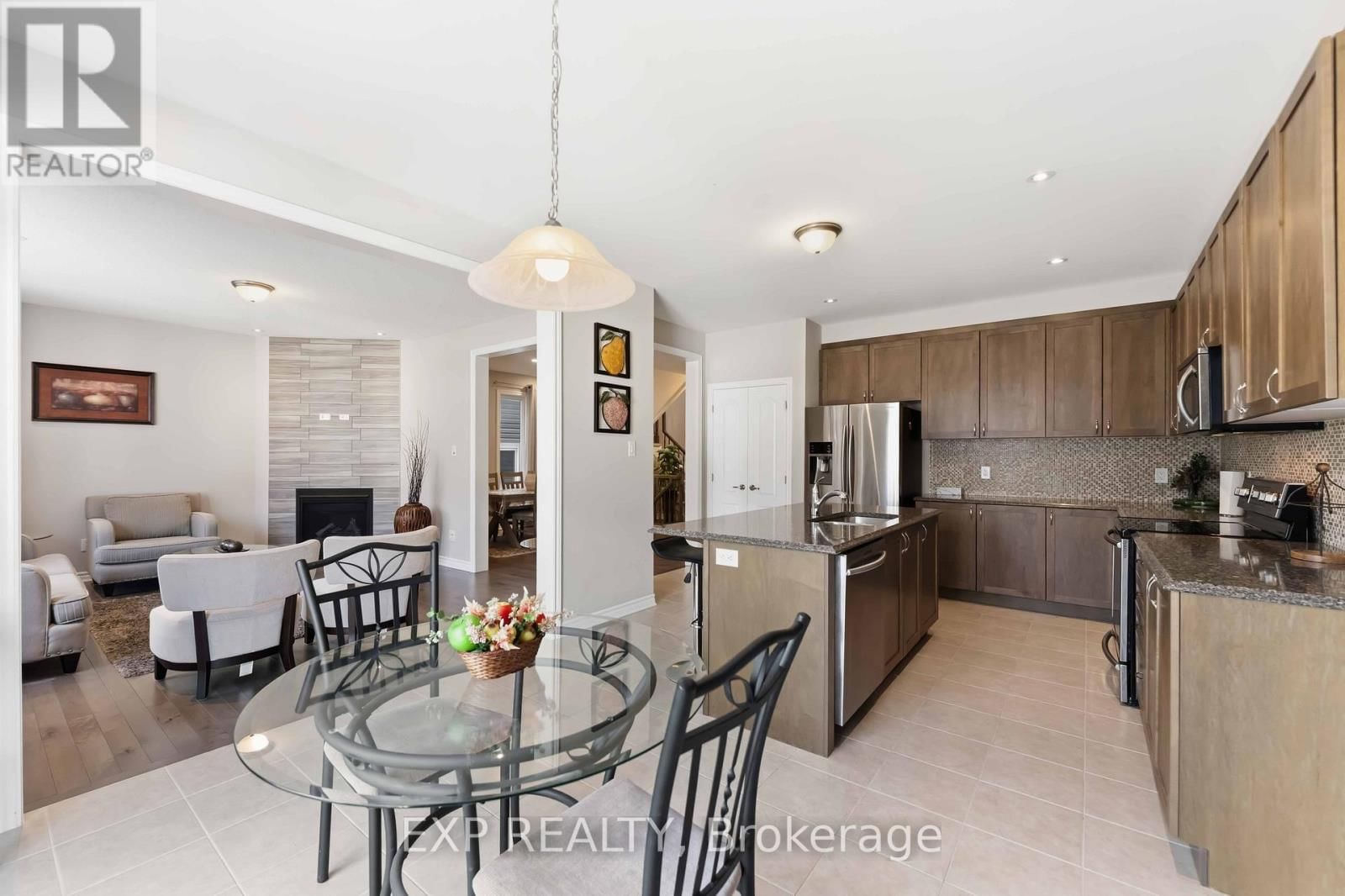 220 WILLOWDUSK STREET Image 19