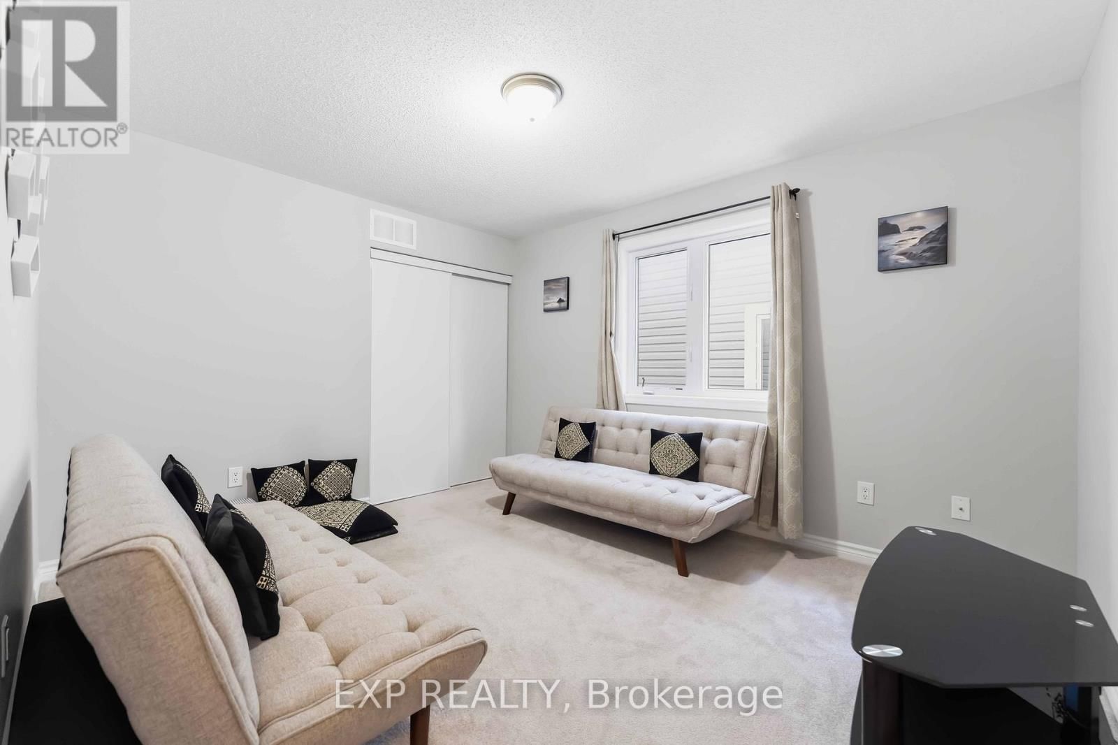 220 WILLOWDUSK STREET Image 30