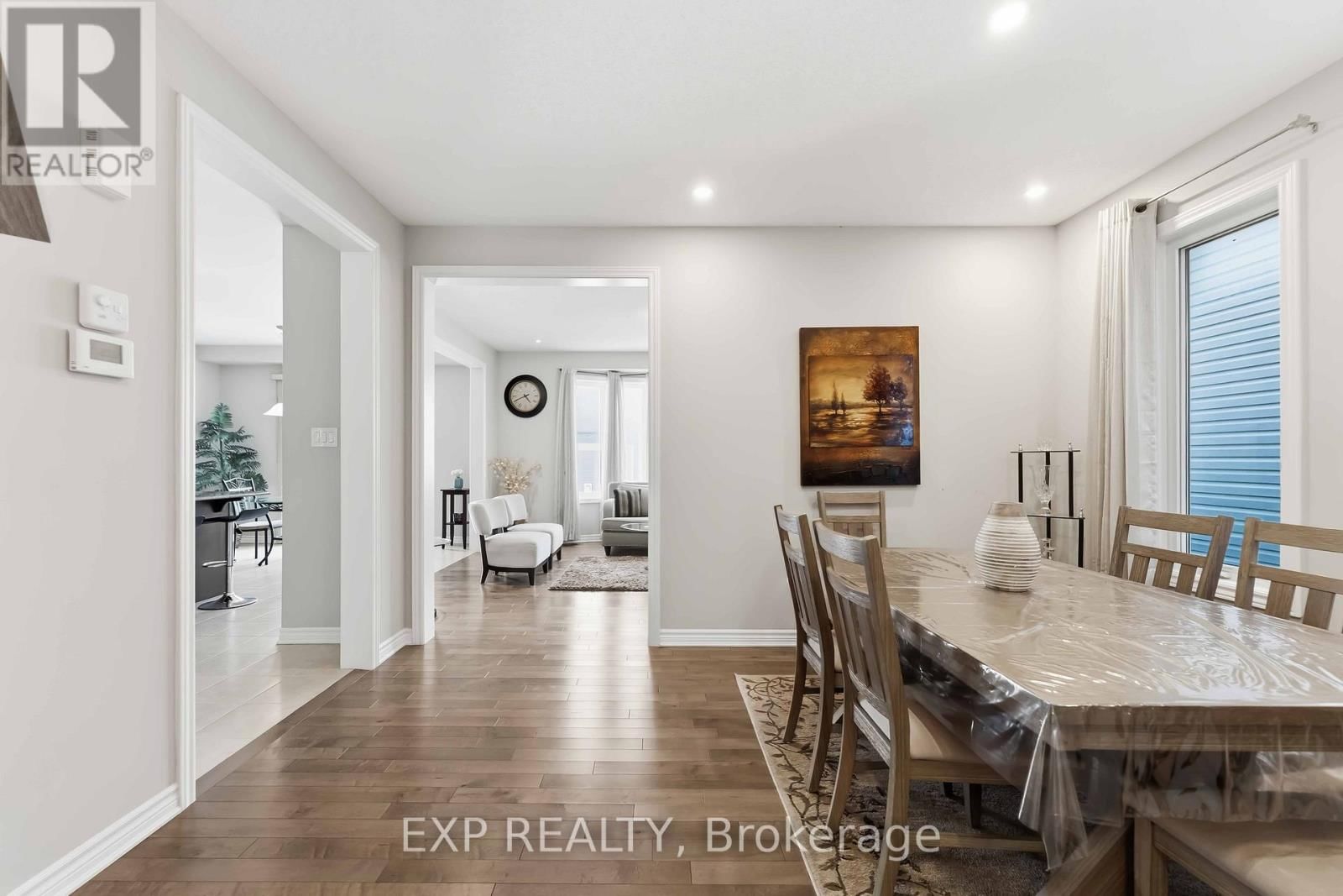 220 WILLOWDUSK STREET Image 6