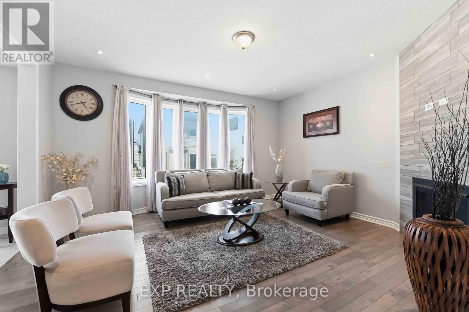 220 WILLOWDUSK STREET Image 9