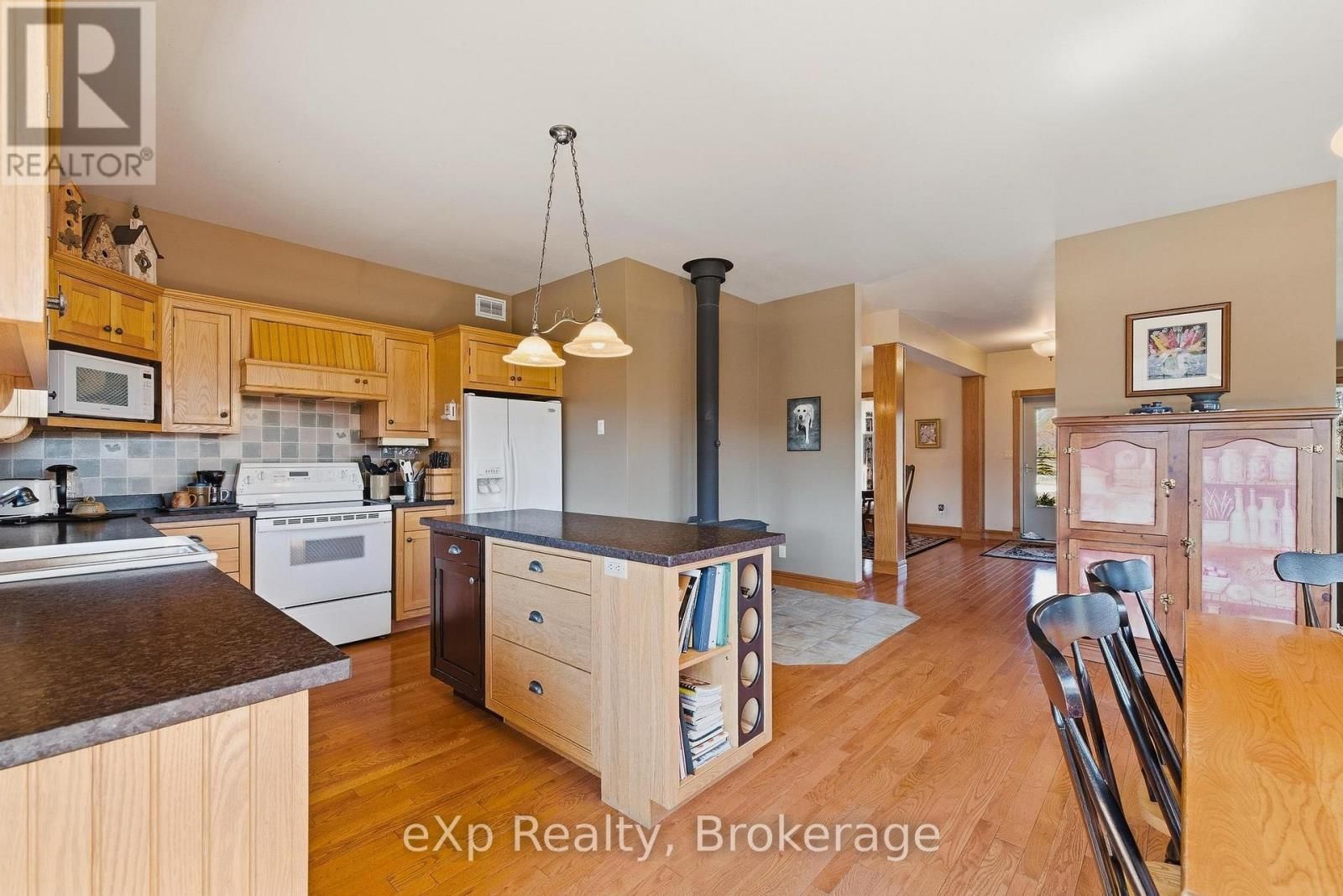 243392 SOUTHGATE 24 ROAD Image 14