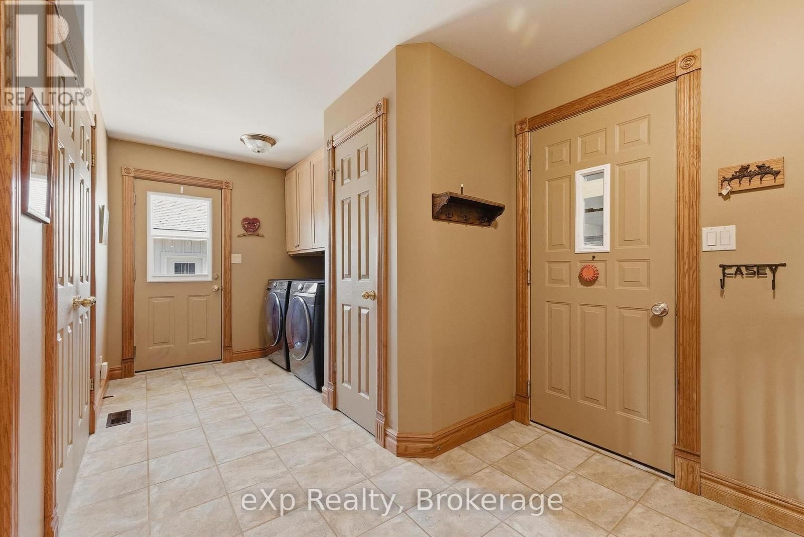 243392 SOUTHGATE 24 ROAD Image 24