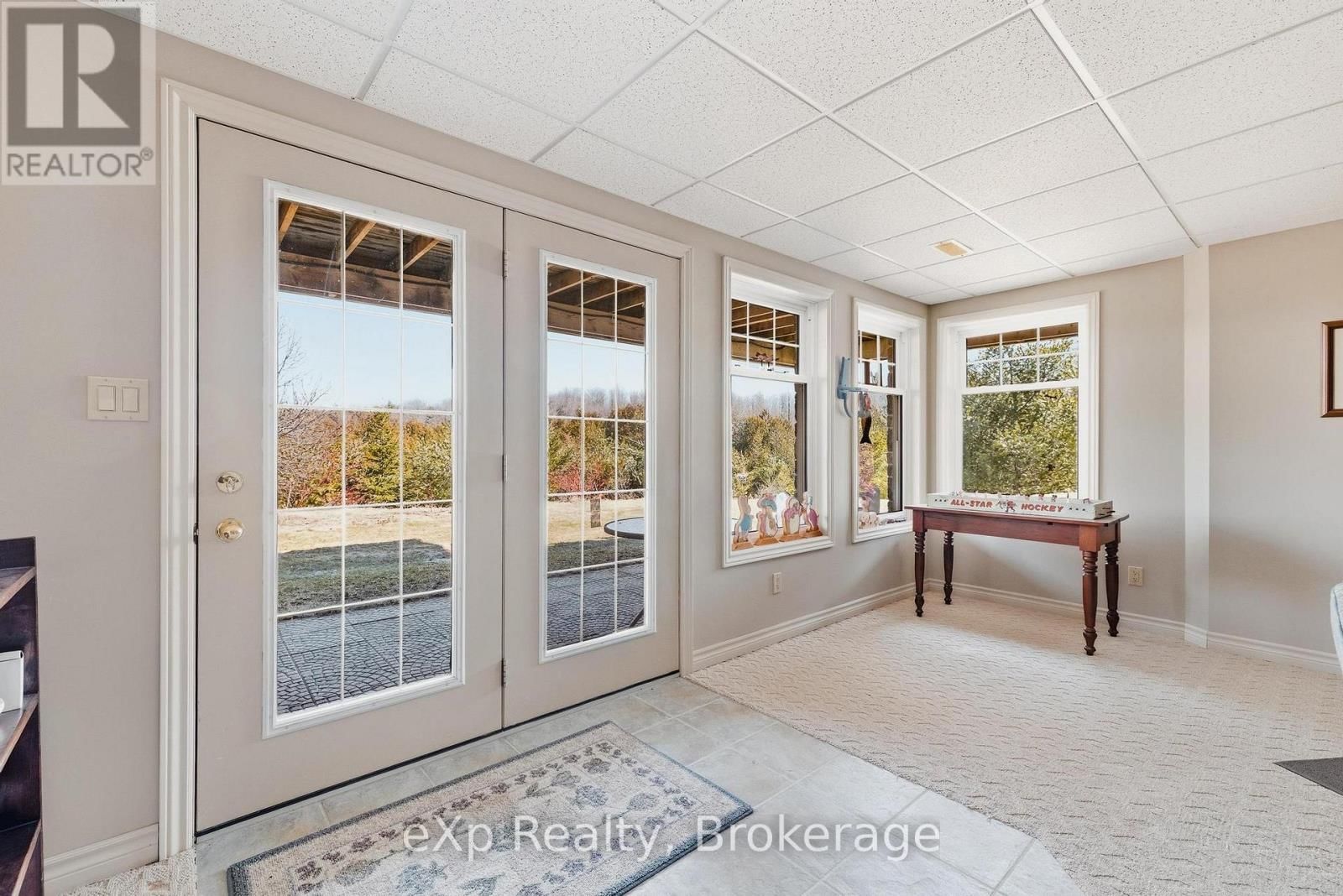 243392 SOUTHGATE 24 ROAD Image 32