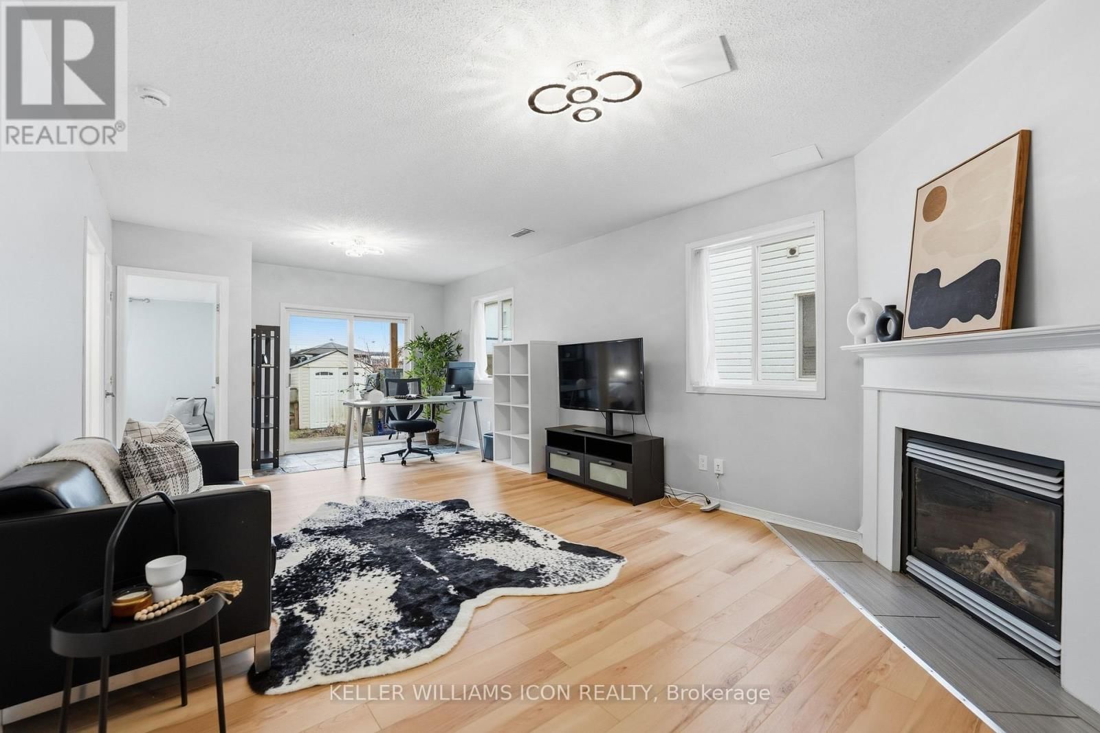 125 CASTLE GLEN CRESCENT Image 34