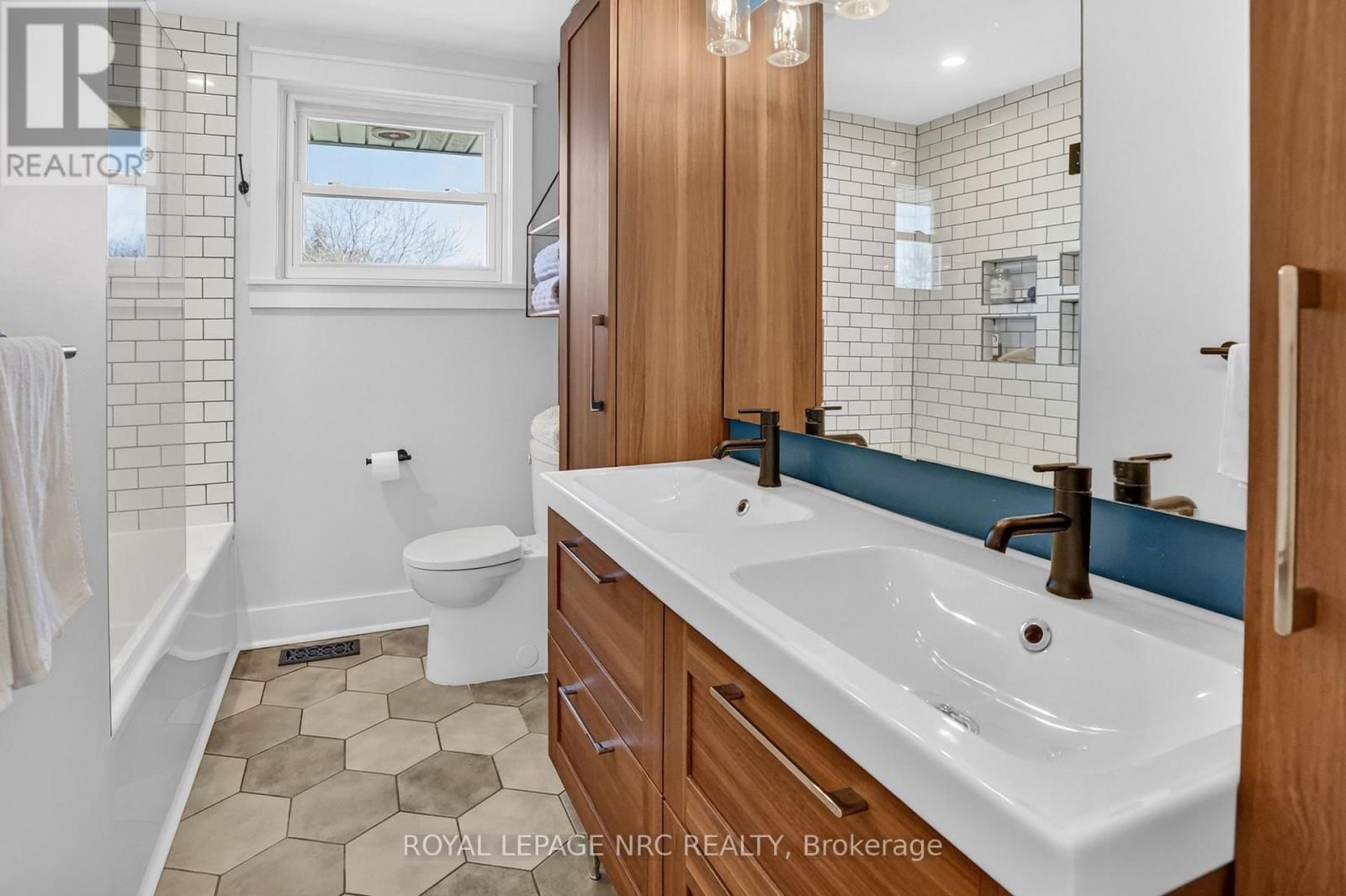 917 CONCESSION 5 ROAD Image 20