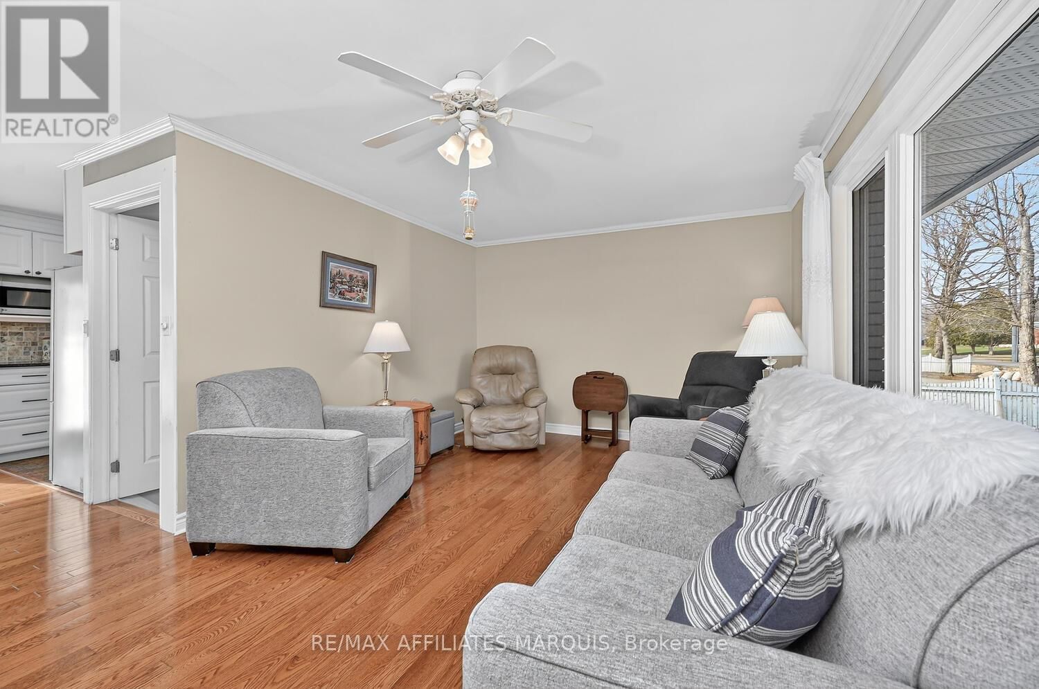 39 GOLF CLUB ROAD Image 14