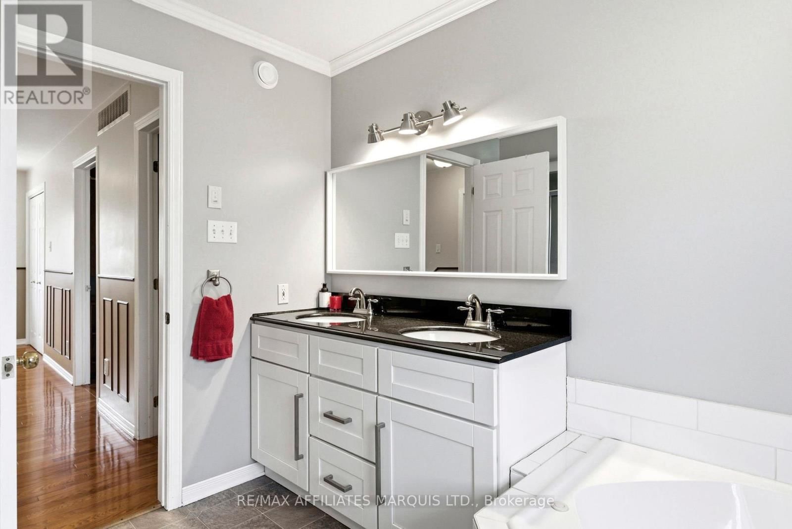 4720 O'KEEFE ROAD Image 23