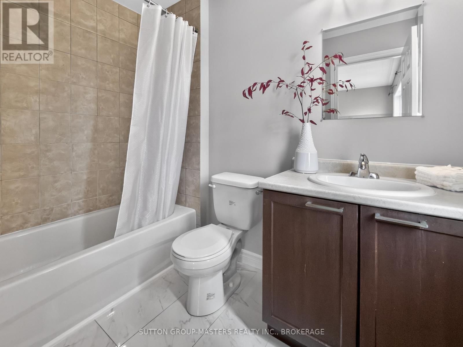 790 NEWMARKET LANE Image 19