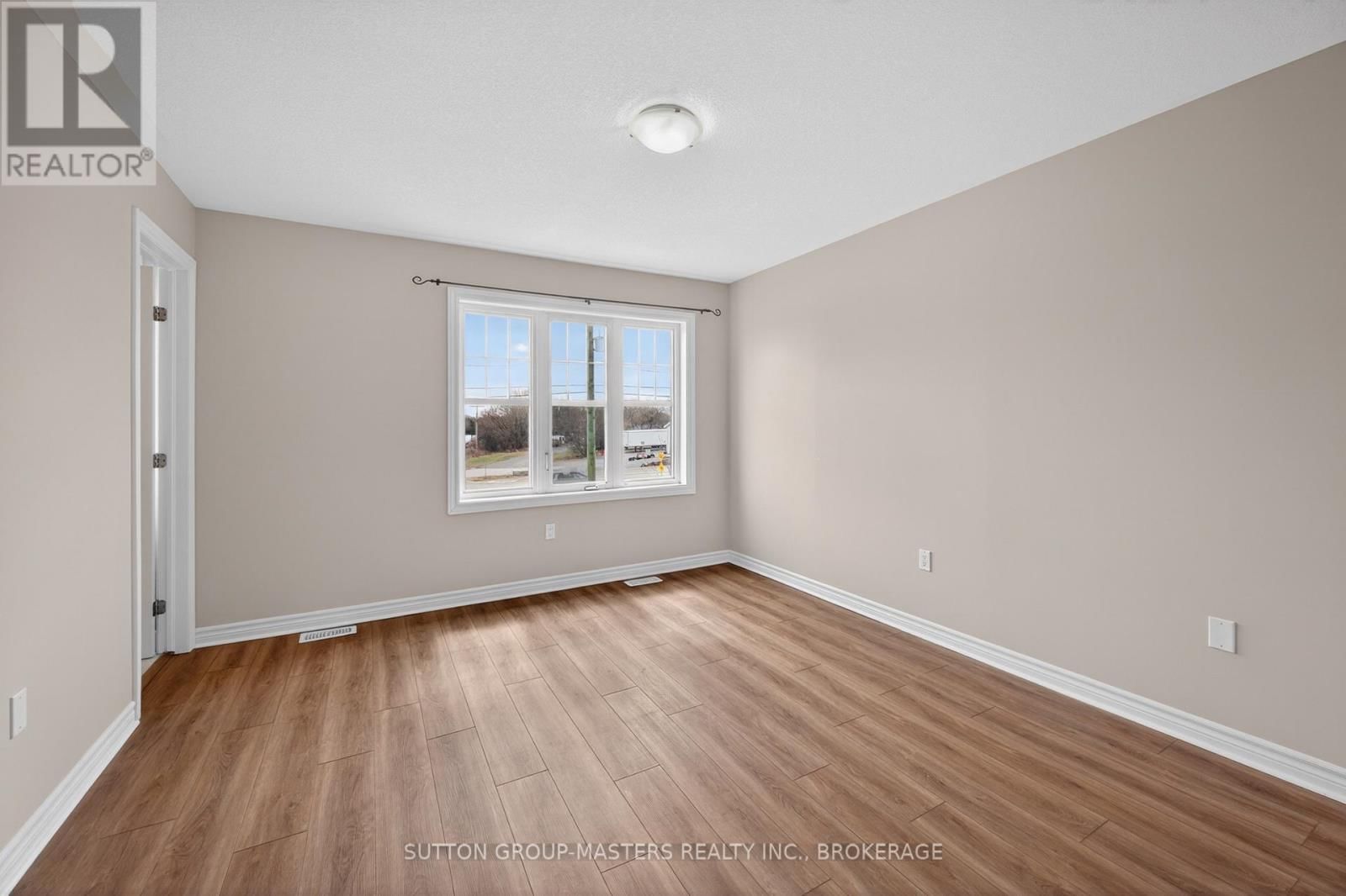 790 NEWMARKET LANE Image 23