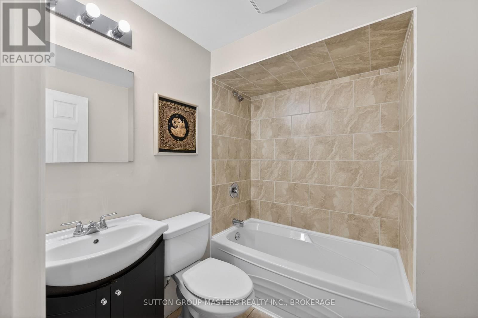 790 NEWMARKET LANE Image 33