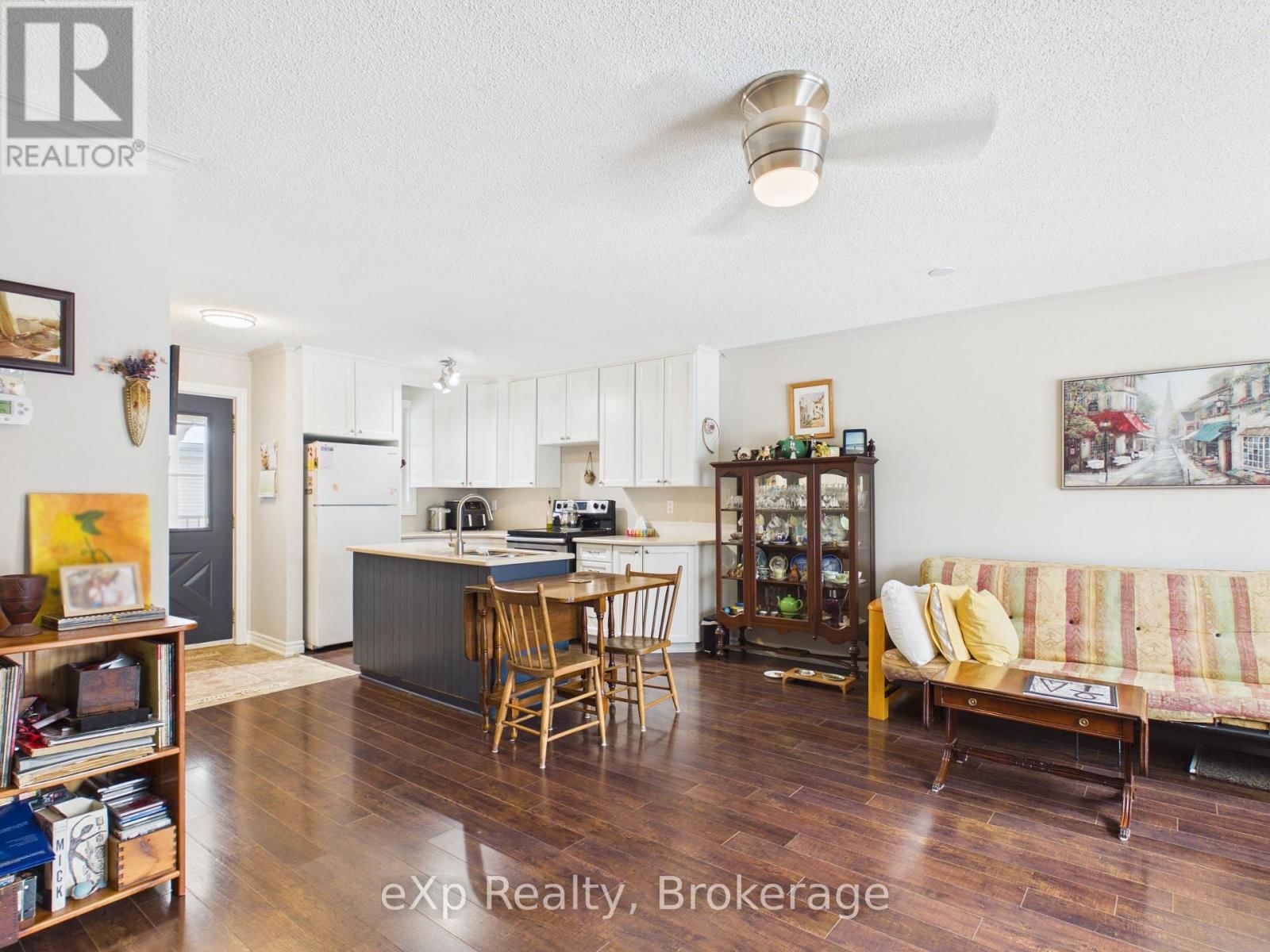 2 - 83 VICTORIA STREET Image 4