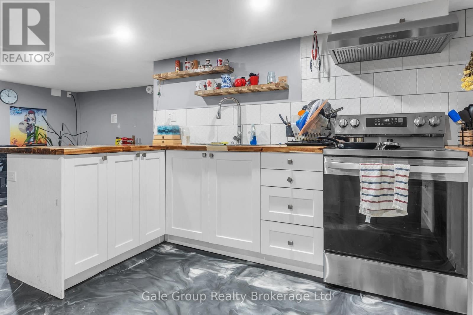 26 STAFFORD STREET Image 23