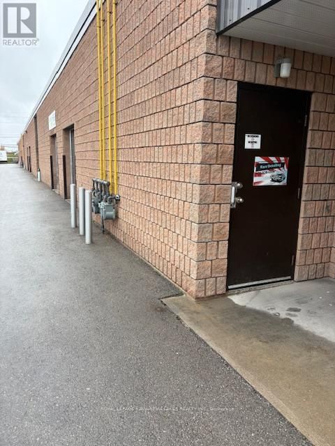 2 - 191 ST DAVID STREET Image 7