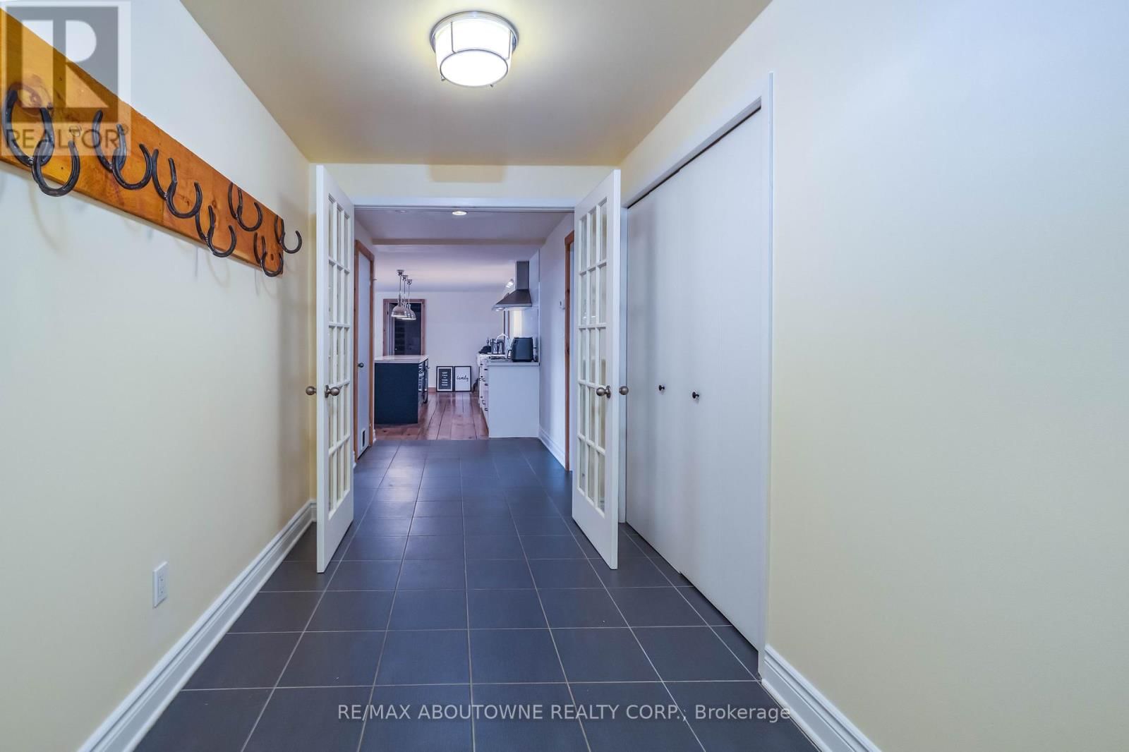 3276 GOVERNORS ROAD Image 11