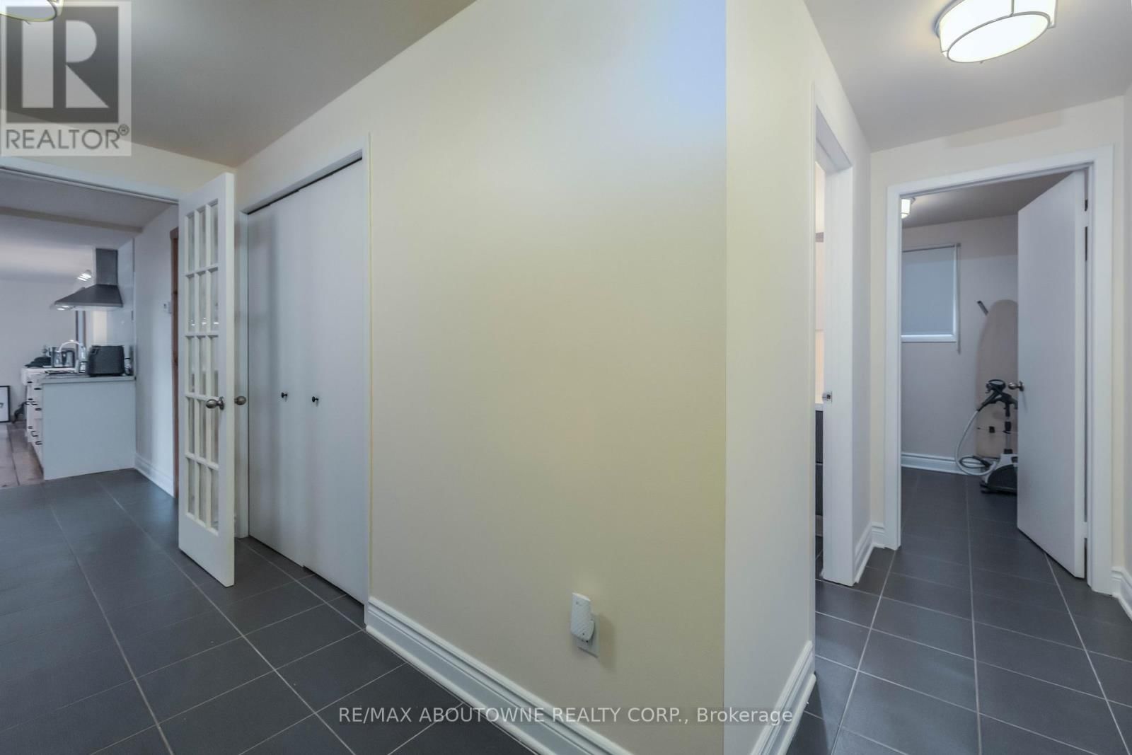 3276 GOVERNORS ROAD Image 12