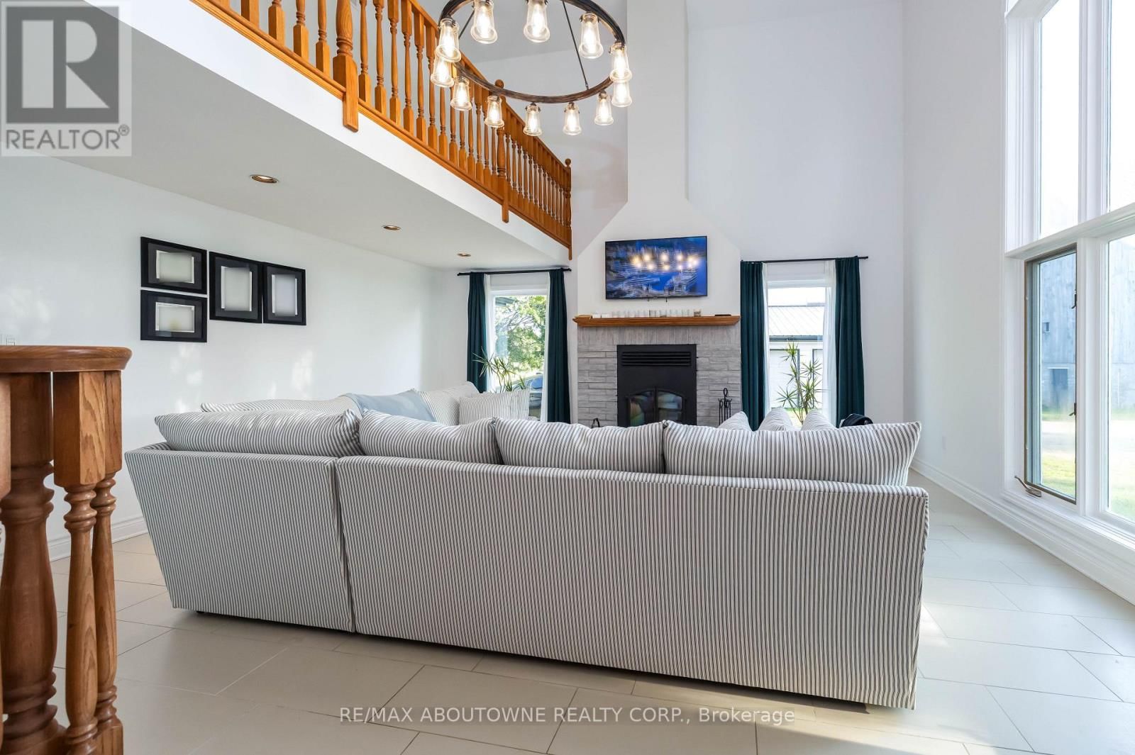 3276 GOVERNORS ROAD Image 16