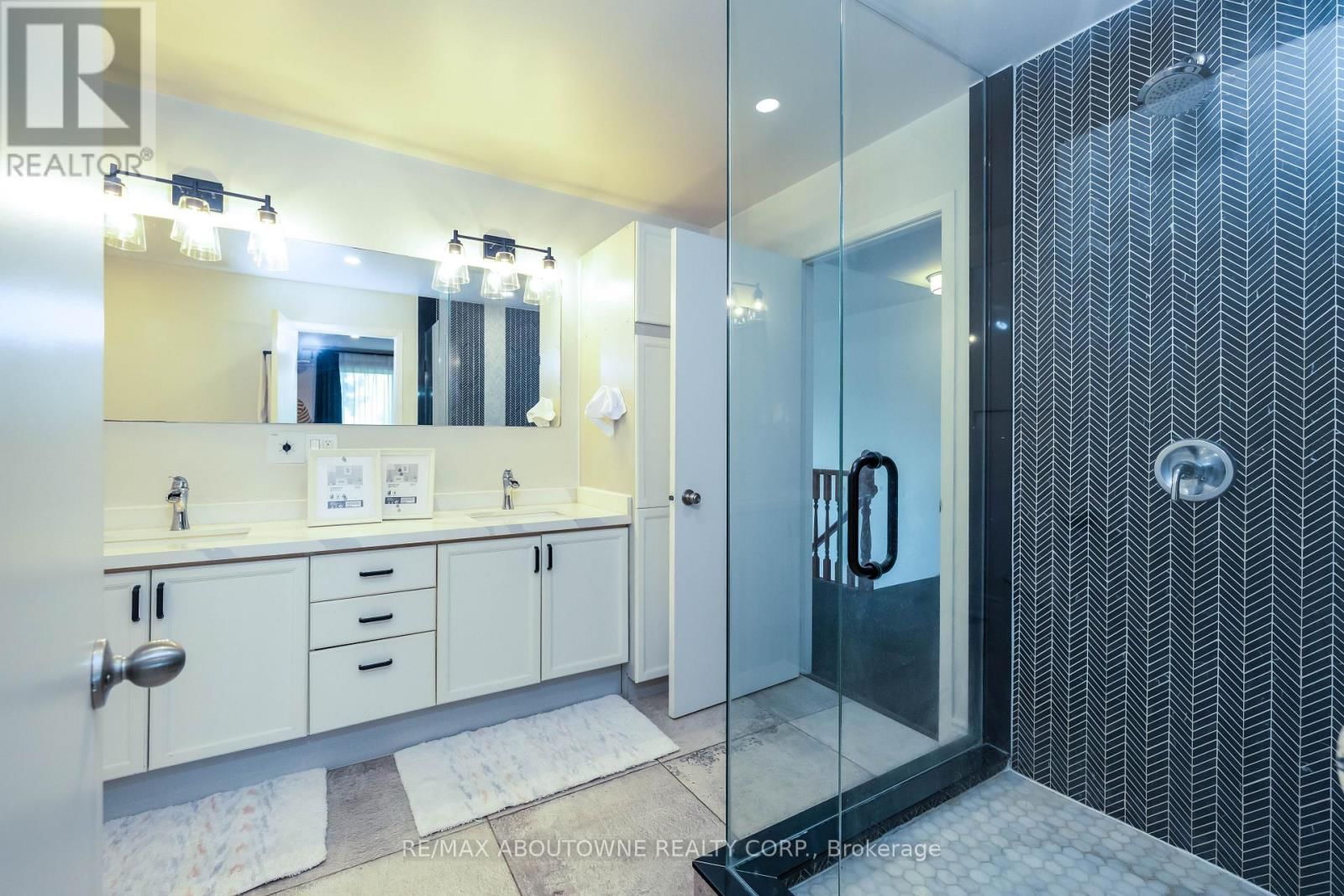 3276 GOVERNORS ROAD Image 33