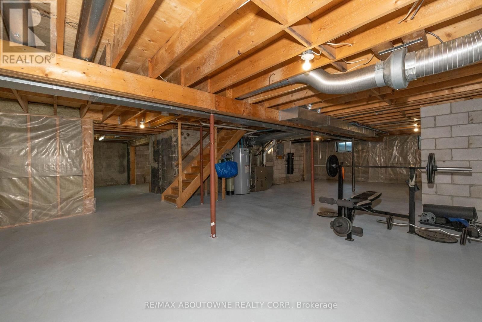 3276 GOVERNORS ROAD Image 39