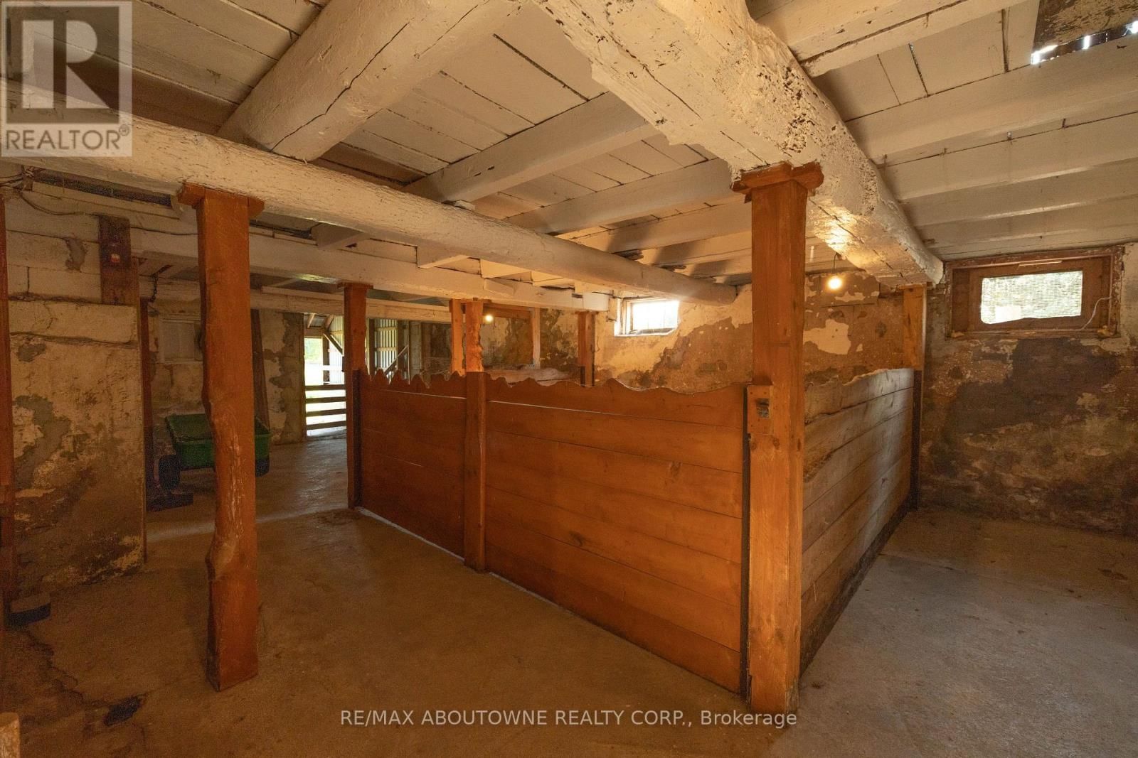 3276 GOVERNORS ROAD Image 44