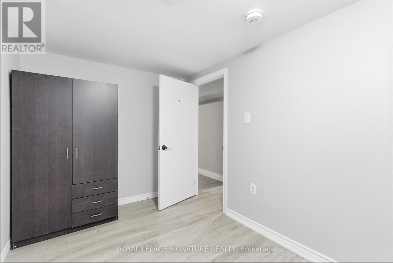 805 MORPHET AVENUE Image 32