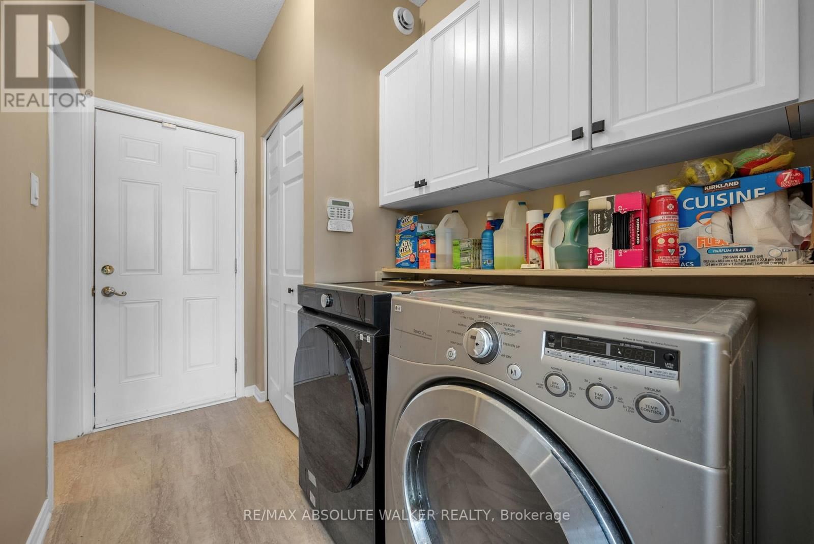 1024 MARCONI AVENUE Image 19