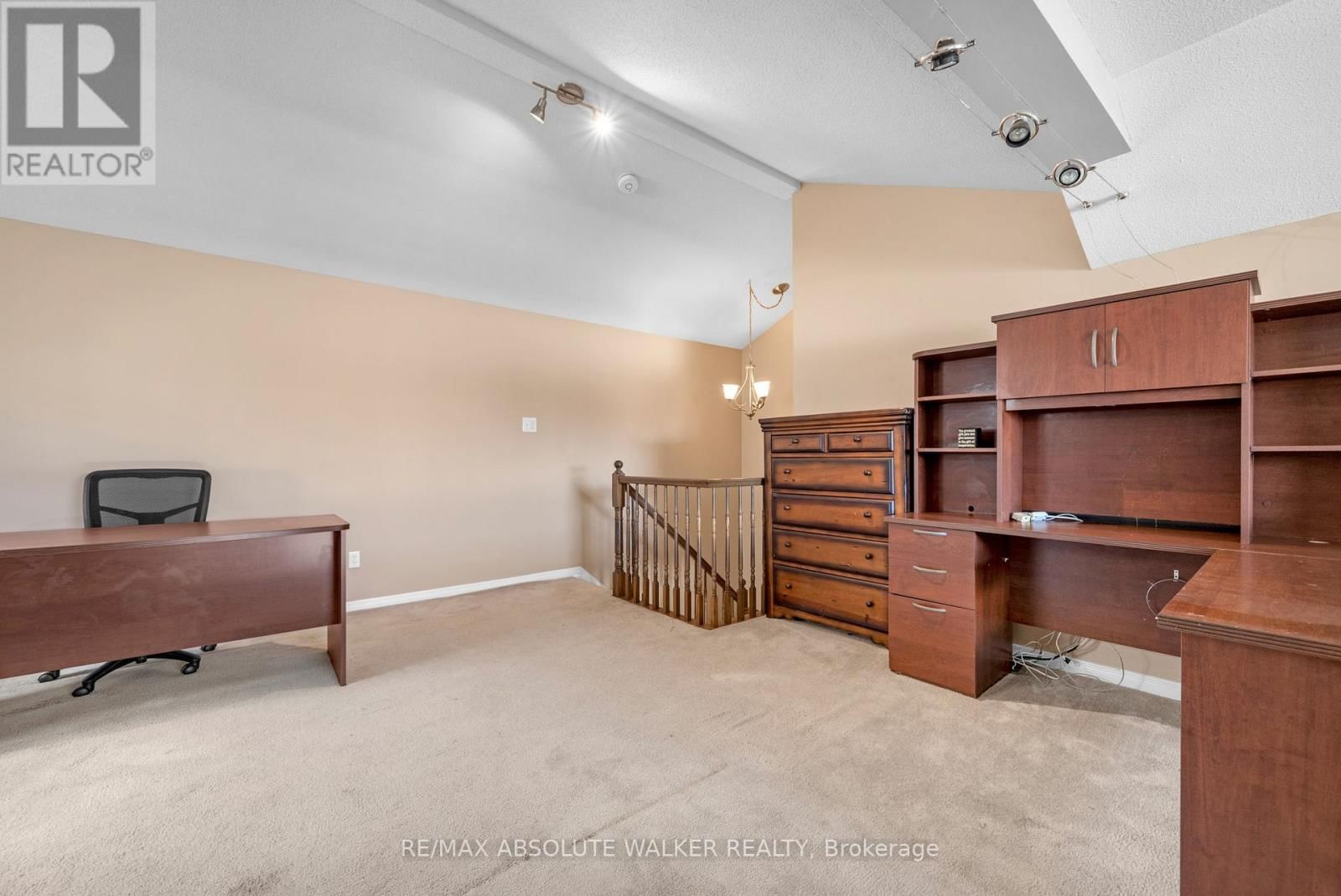 1024 MARCONI AVENUE Image 21